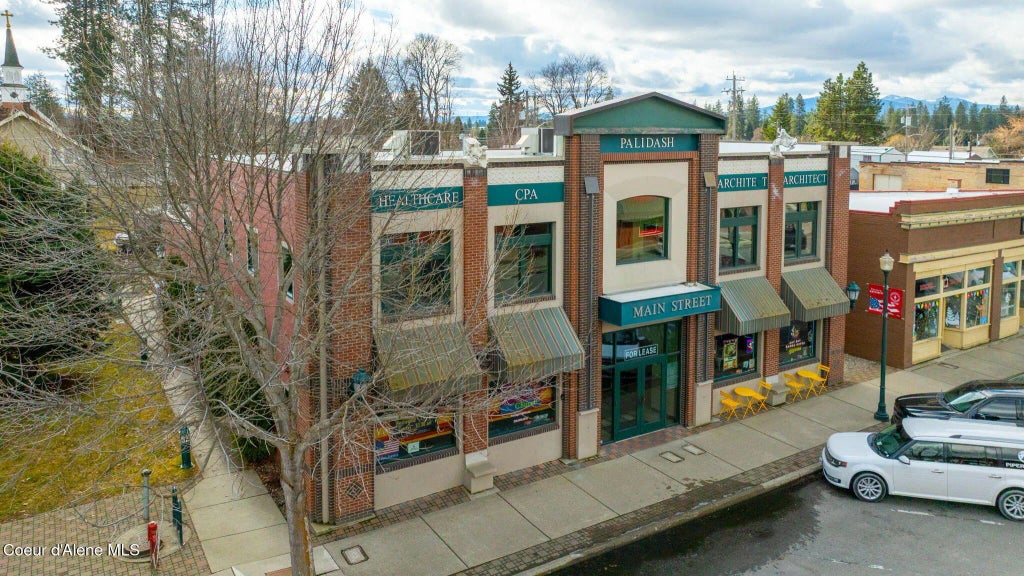 8052 Main St, Rathdrum