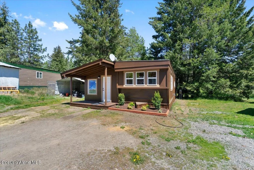 28128 N Highway 41 #7, Spirit Lake