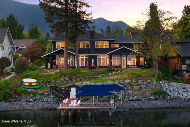 1515 Northshore Dr, Sandpoint
