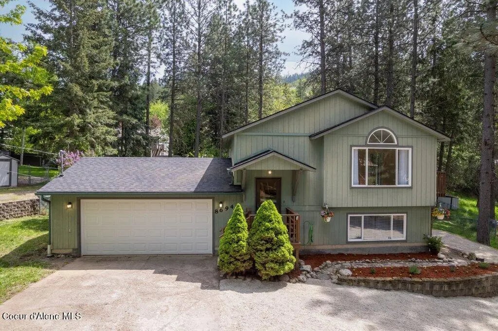 8694 N Clarkview Pl, Hayden Lake