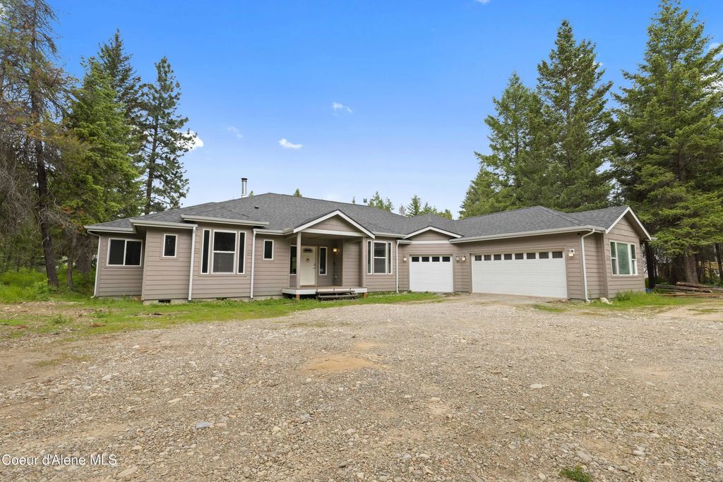 53 Koyokuk Trail, Spirit Lake
