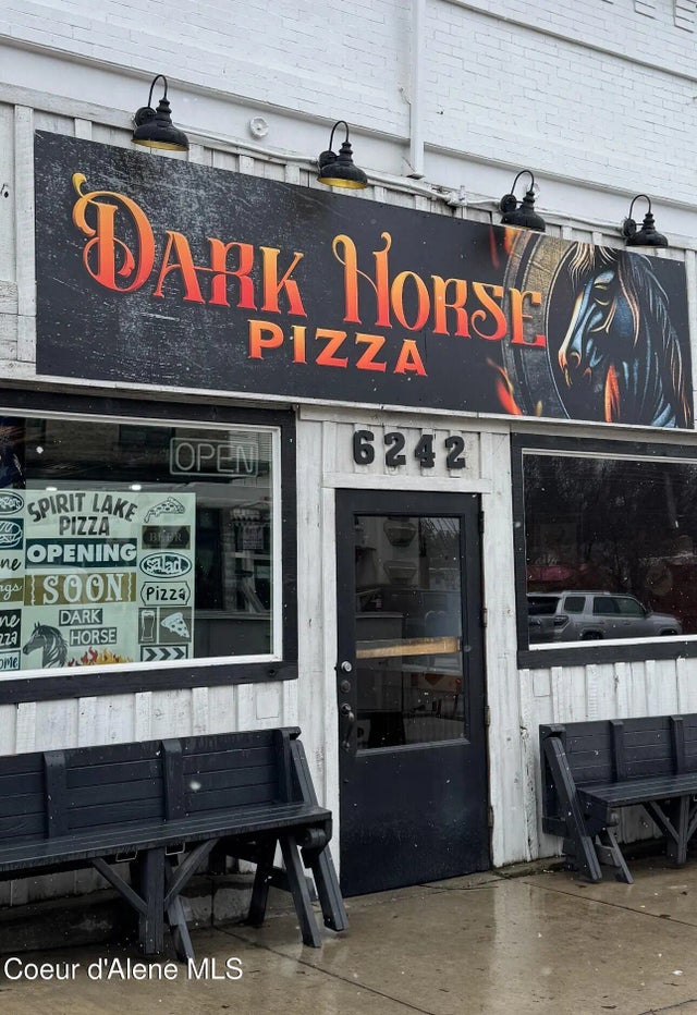 6242 W Maine St, Spirit Lake