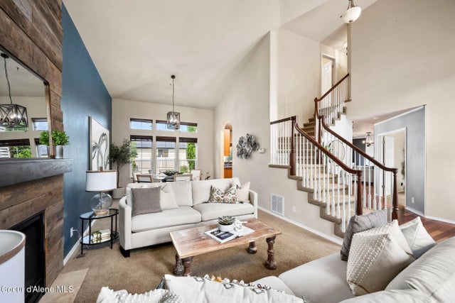 2547 W Blackberry Loop, Hayden