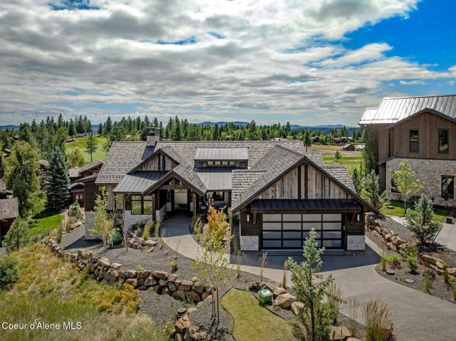 6176 W Dunite Ct, Coeur d'Alene
