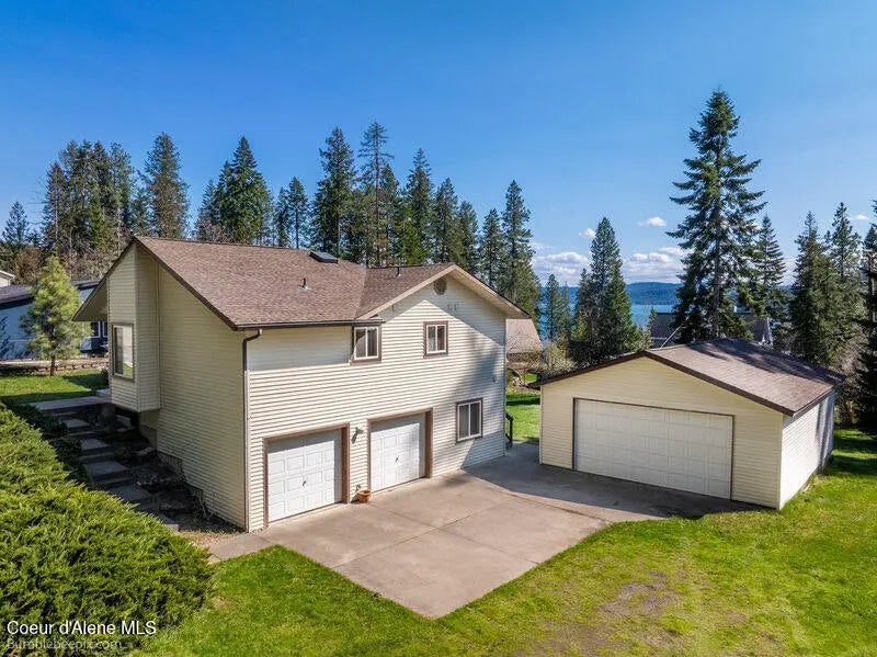 9218 W Rockford Bay Rd, Coeur d'Alene