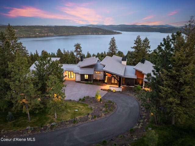 6322 W Platinum Dr, Coeur d'Alene