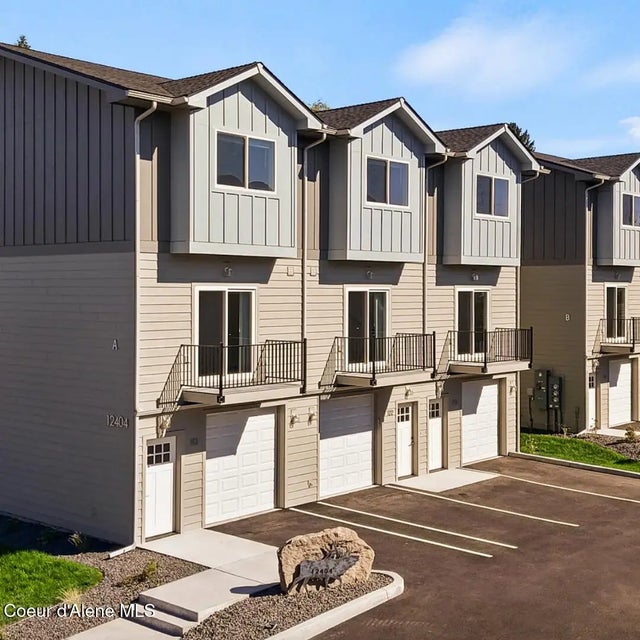 12404 E Olive Ave, Spokane