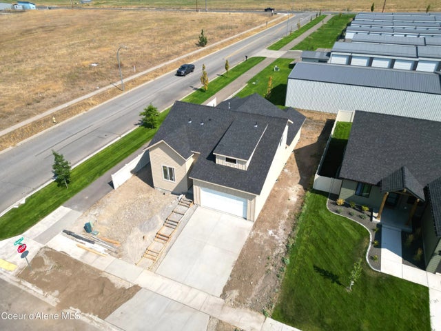 6632 Portrush Dr, Rathdrum