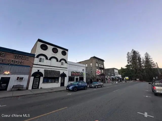 6236 W Maine St, Spirit Lake