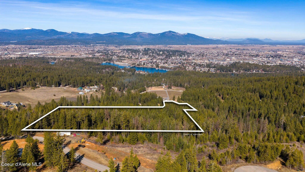 Nka S Sereneview Dr, Post Falls