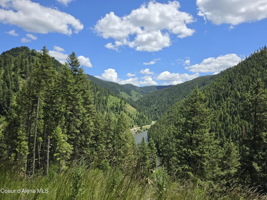 480 Dunn Peak Rd, Avery