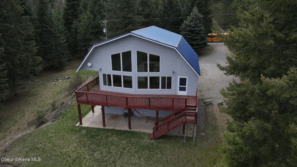 6101 Bottle Bay Road, Sagle