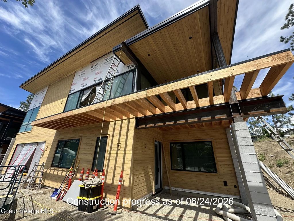 2165 W Bellerive Ln, Coeur d'Alene