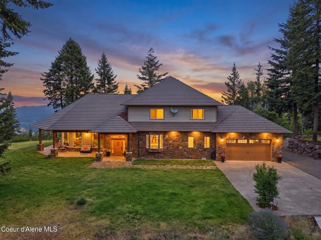 735 S Bushwacker Rd, Coeur d'Alene