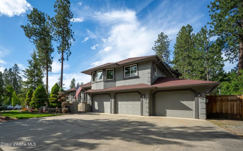5231 E River Pl, Post Falls