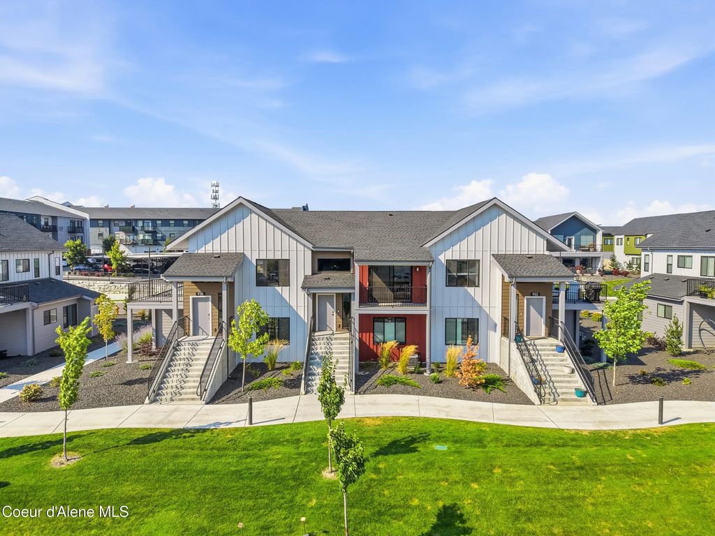 930 E Railroad Ave, Post Falls