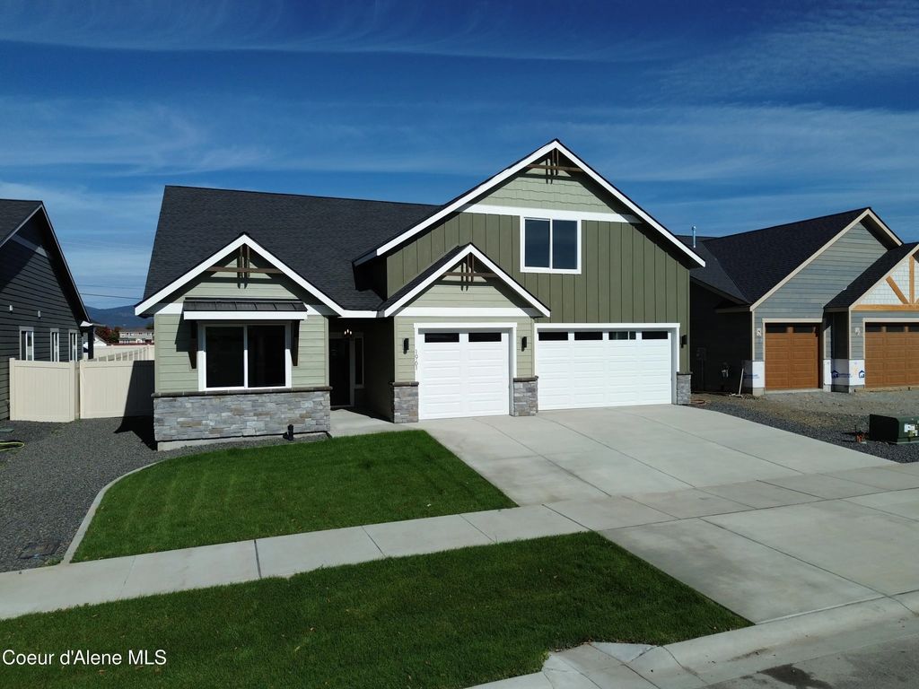 1961 E Mykal Ct, Post Falls
