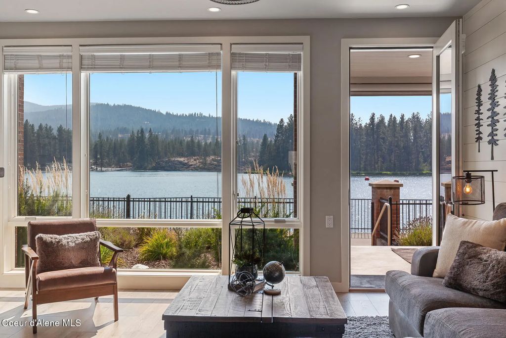415 W Waterside Dr Apt 104, Post Falls