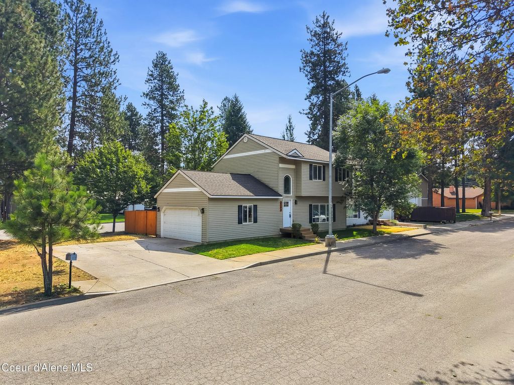 3208 N 9th St, Coeur d'Alene