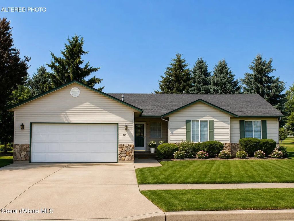 645 E Bogie Dr, Post Falls