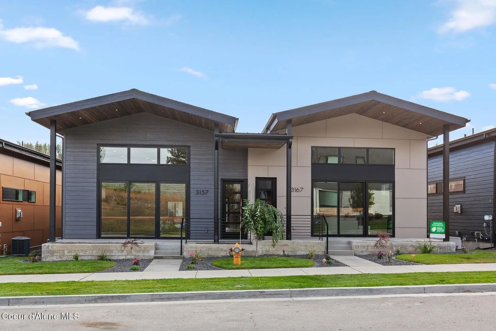 3157 N Veneer Rd, Coeur d'Alene
