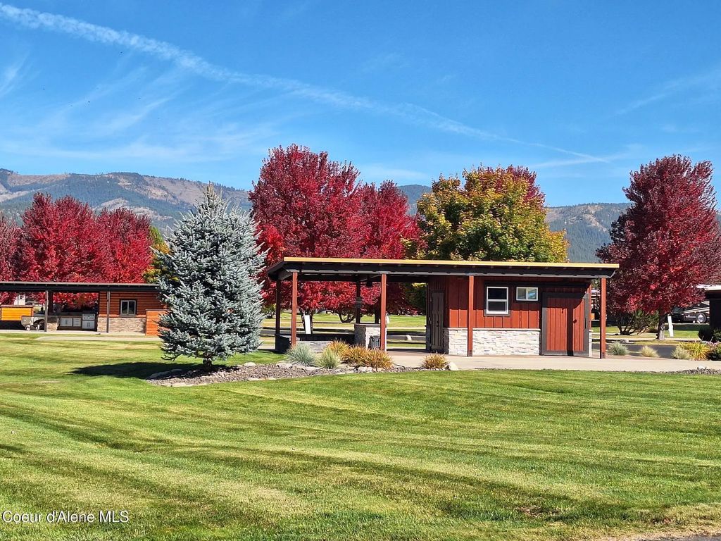 8 Bogie Ln, Blanchard