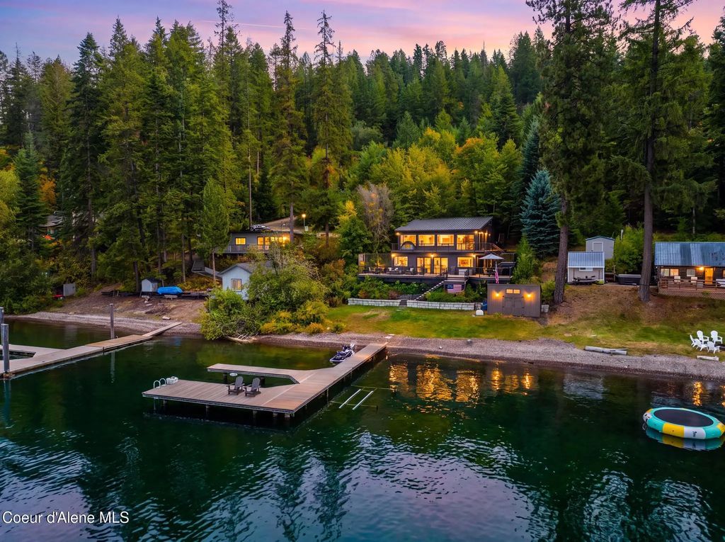 15125 S Fern Loop, Harrison