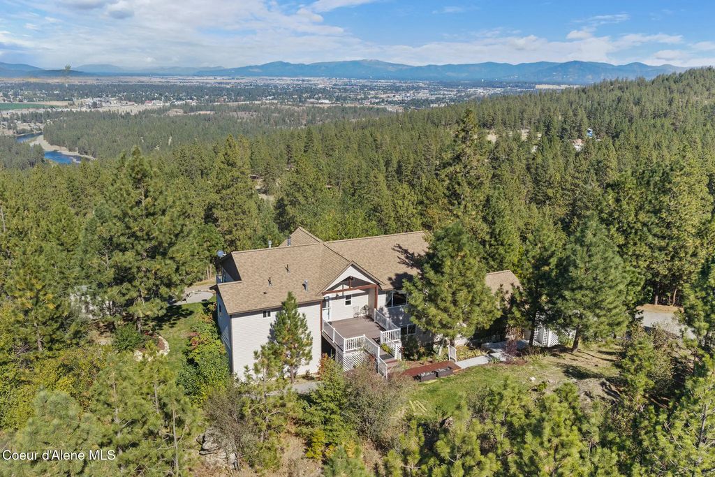 14760 W Aloysius Dr, Post Falls