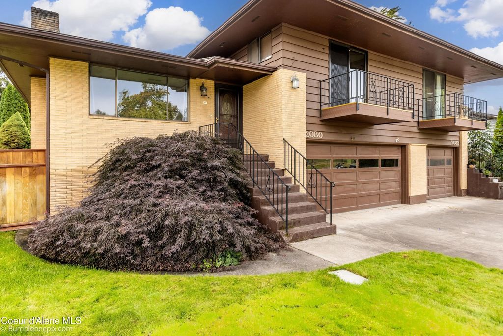 2080 W Fairway Dr, Coeur d'Alene