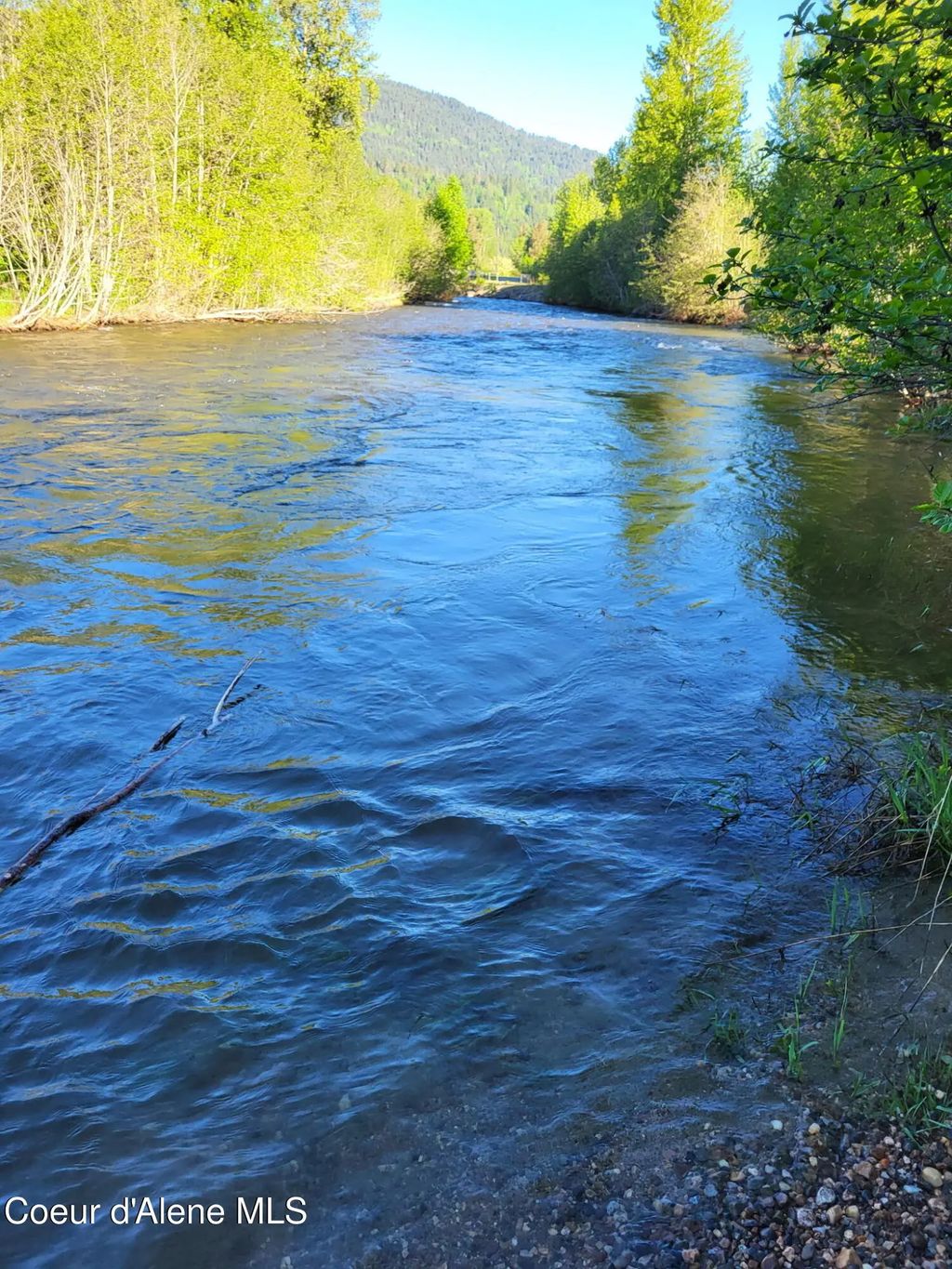 5101 Deep Creek Loop, Bonners Ferry