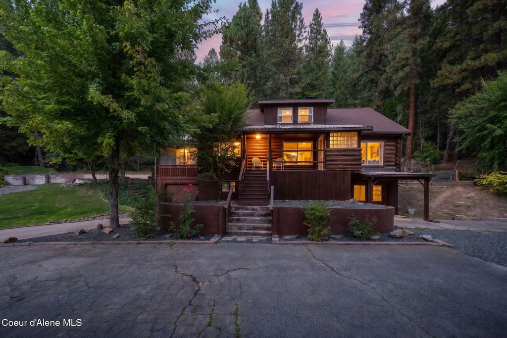 1034 Saint Joe River Rd, St. Maries