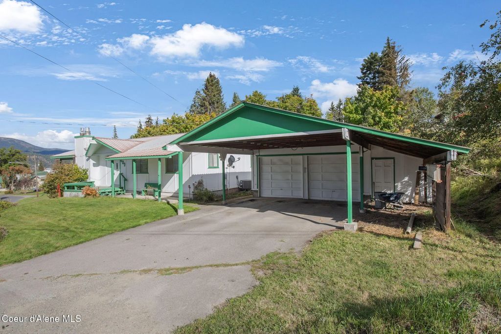 609 Lilac Ln, St. Maries