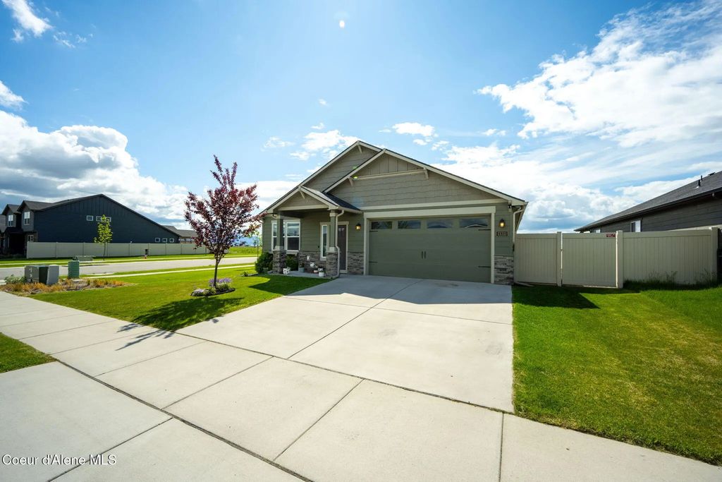 13311 N Loveland Way, Hayden Lake