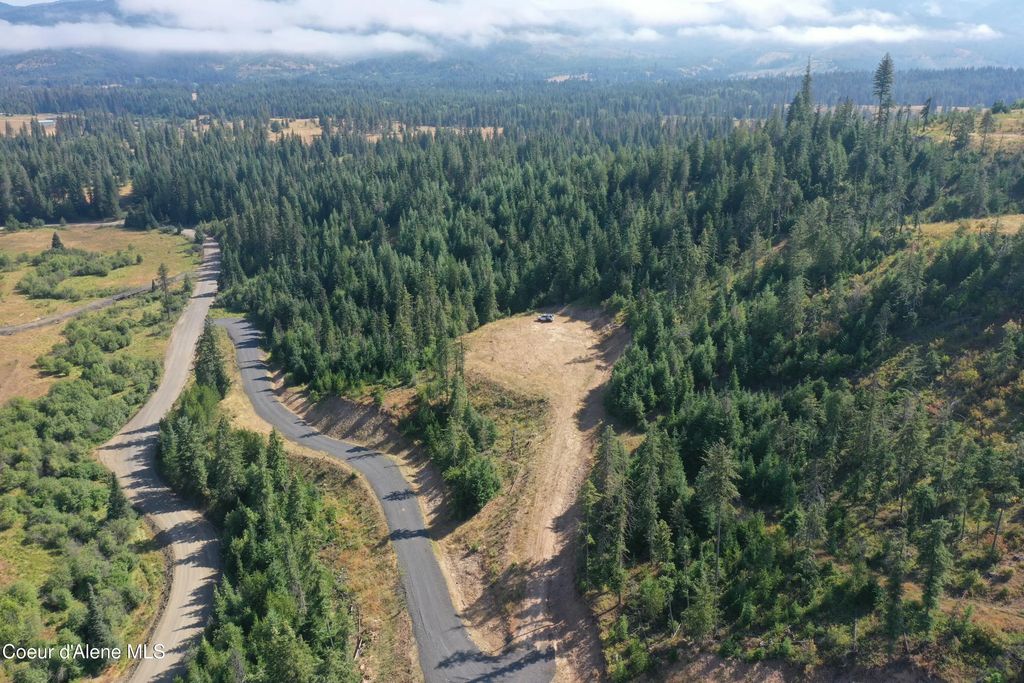 Nka Big Carpenter Creek, Fernwood