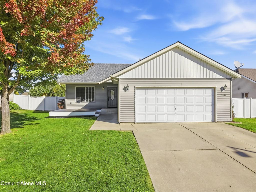 3831 W Linneatus Dr, Coeur d'Alene