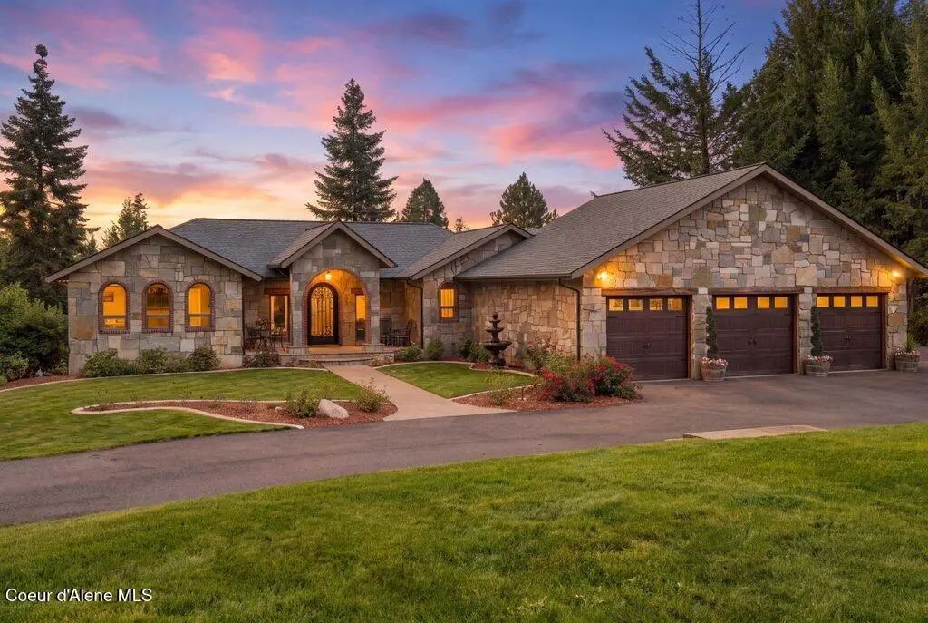 9485 E Howard Rd, Athol