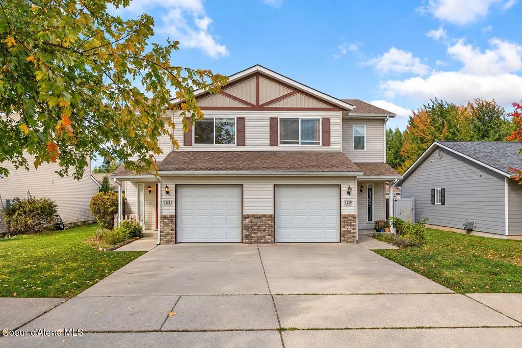 1219/ 1217 Forsythia Ave, Sandpoint