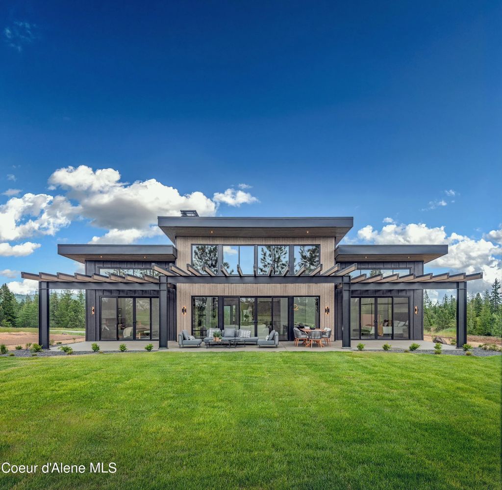15999 S National Dr, Coeur d'Alene