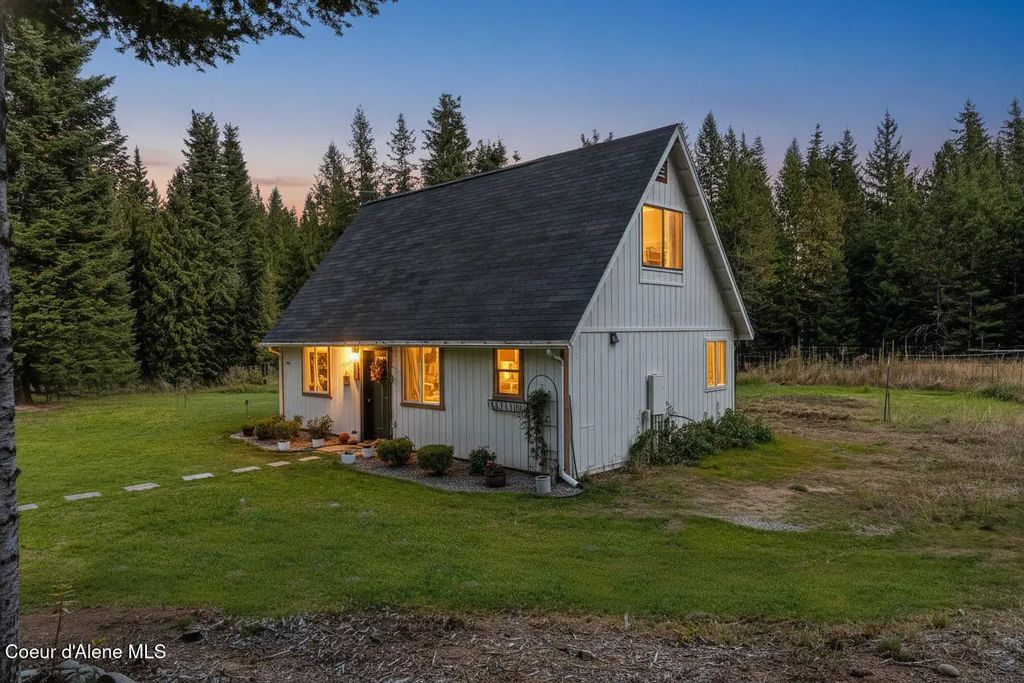 83 Copper Ridge Rd, Sagle