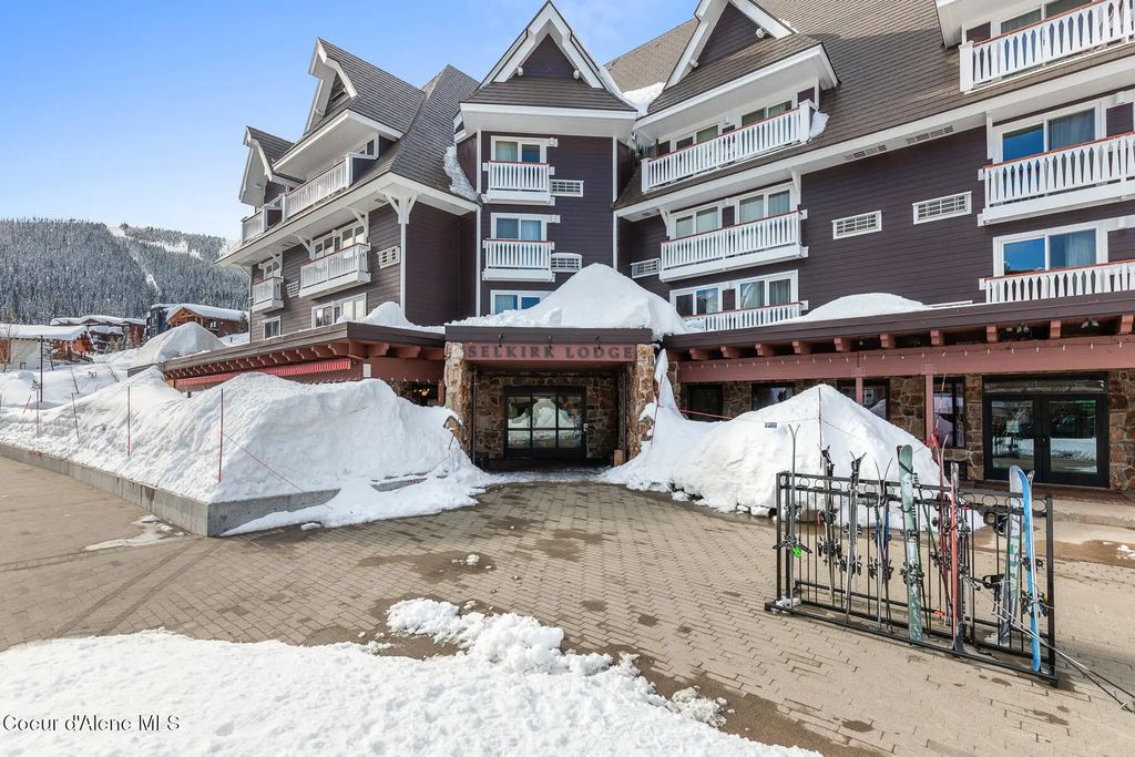 72 Great Escape Rd # 410412, Sandpoint