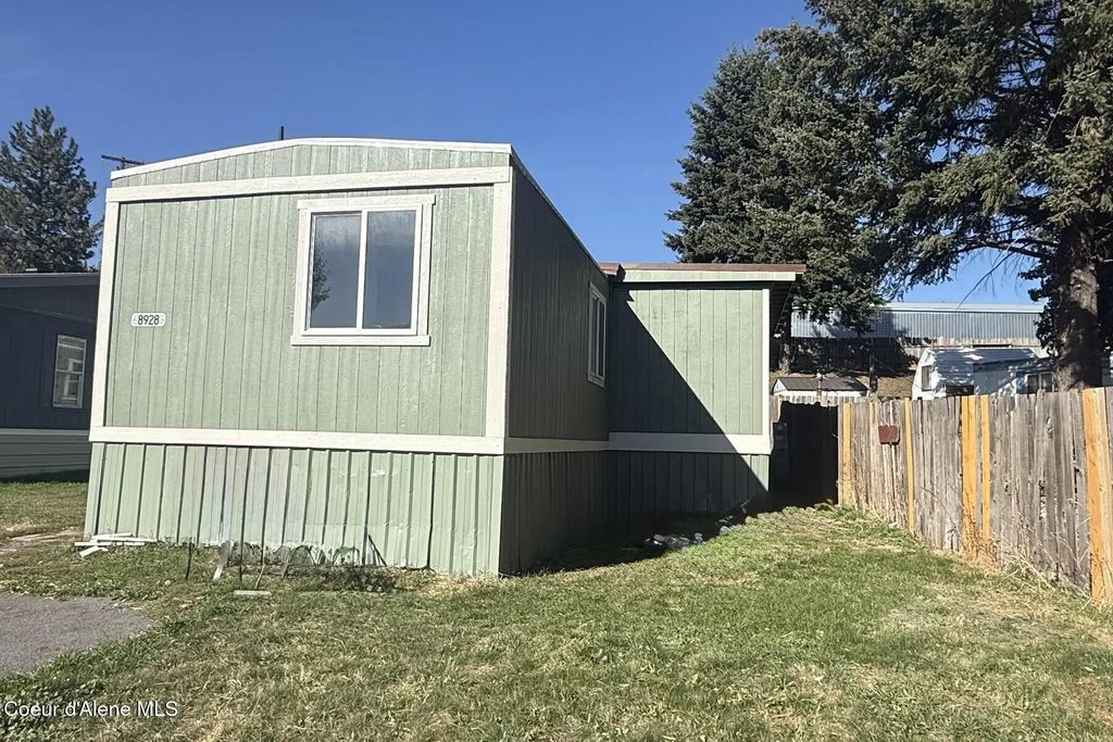 8928 W Meadow Brook Cir, Rathdrum