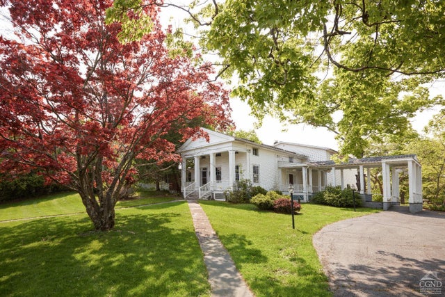 207-209 Main St, Germantown