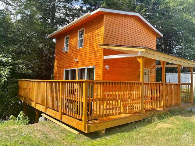 98 Spruce St, Tannersville