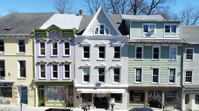 398 Main St, Catskill