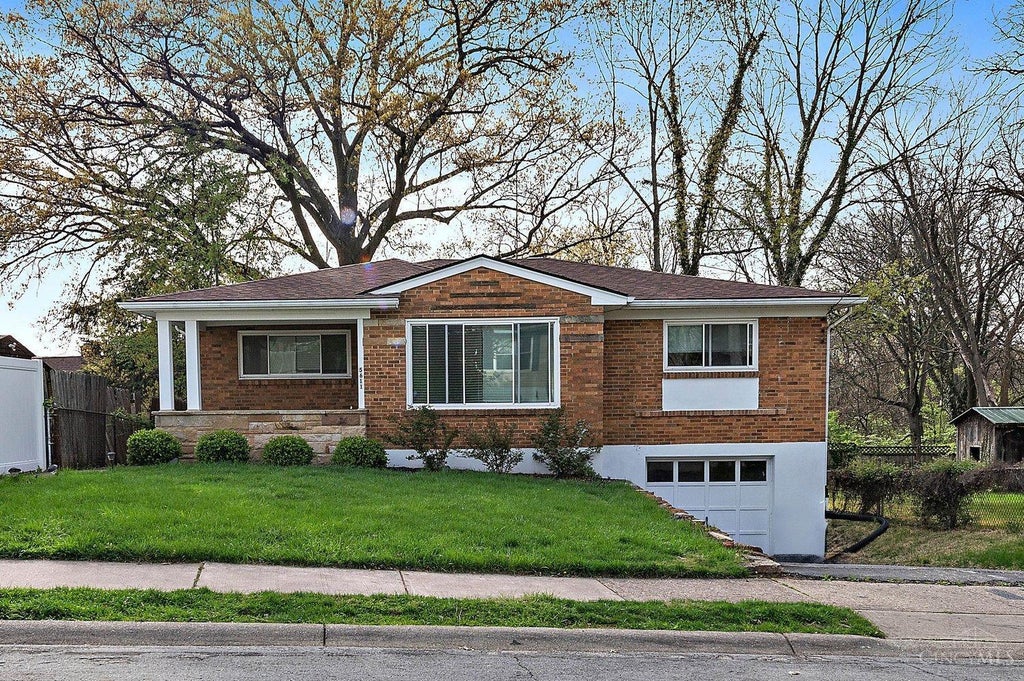 5611 Glengate Lane, Cincinnati