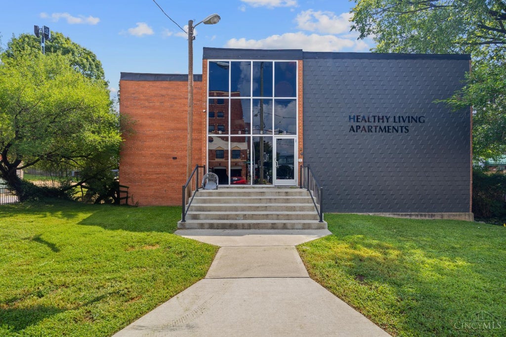 2058 Auburn Avenue, Cincinnati