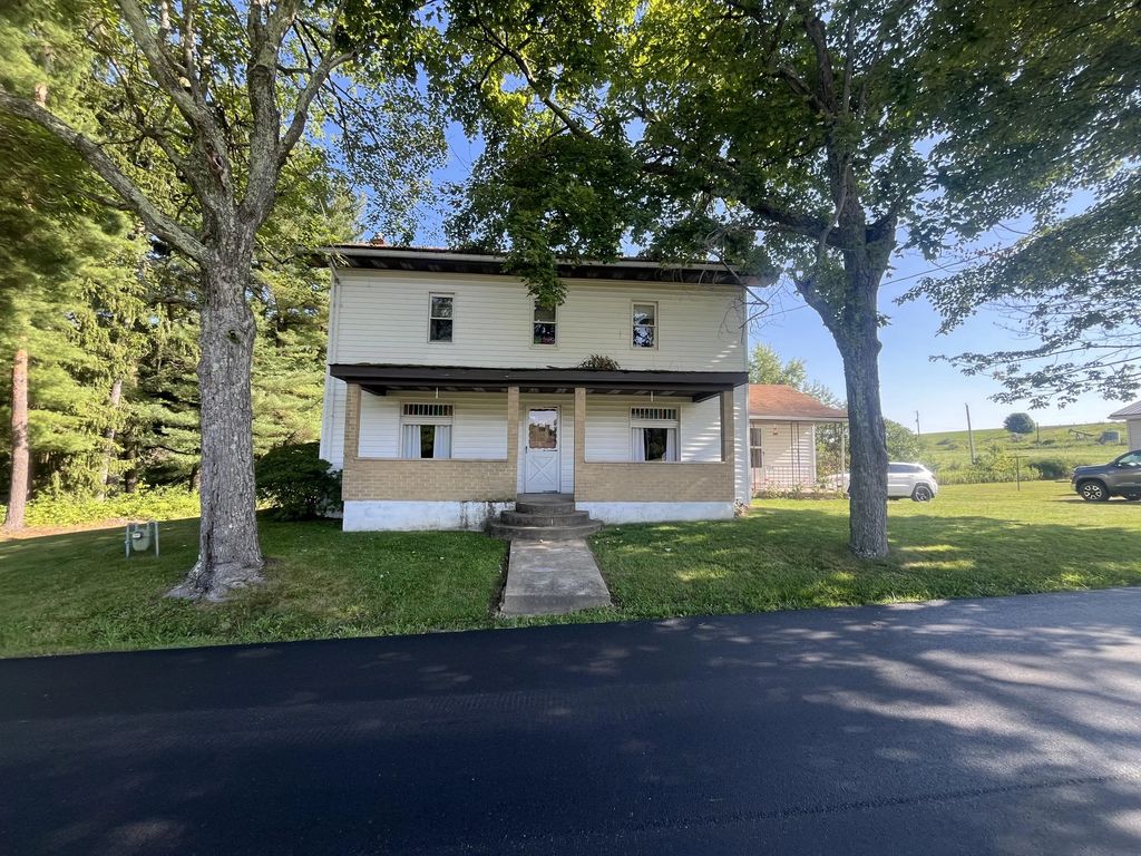 209 Locust Rd, Rochester Mills