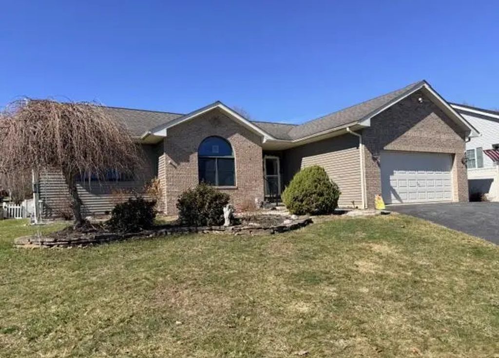 2011 Green Glen Dr, Dubois
