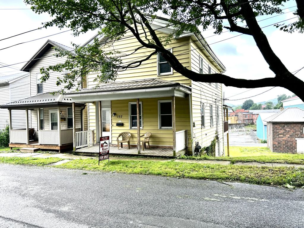 157 Madison Ave, Brookville