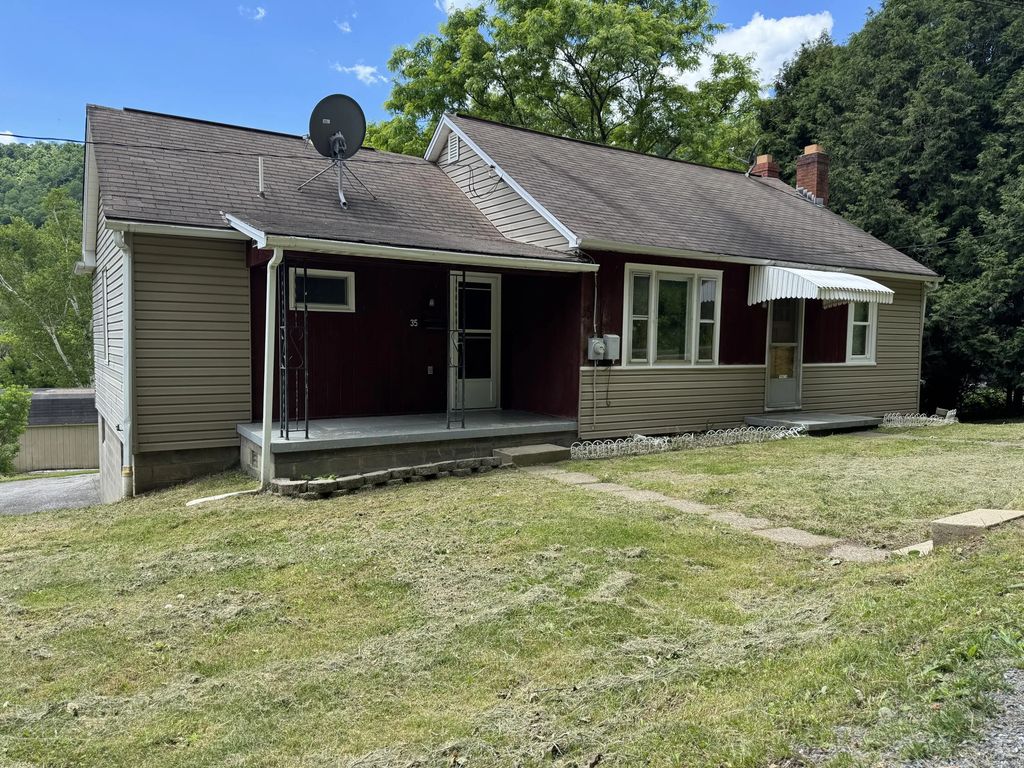 35 Smith Hill Rd, Weedville